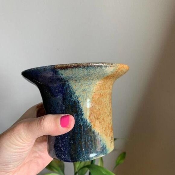 Vintage Handmade Ceramic Planter - Picture 4 of 6